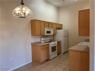Photo #2: 2691603 Listing 