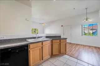 Photo #5: 2691636 Listing 