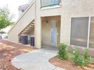 Photo #2: 2691642 Listing 