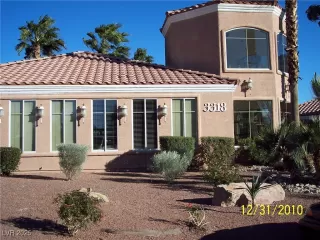 Photo #2: 2691644 Listing