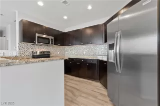 Photo #5: 2691649 Listing 