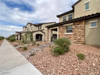 Photo #2: 2691664 Listing 