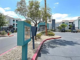 Photo #1: 2691679 Listing