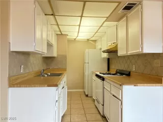 Photo #6: 2691685 Listing 