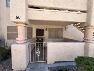 Photo #1: 2691688 Listing