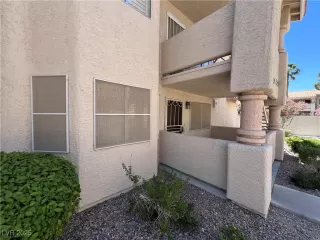 Photo #2: 2691688 Listing