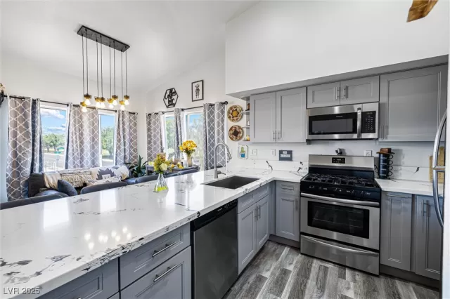 MLS: 2691695 Condo For Sale