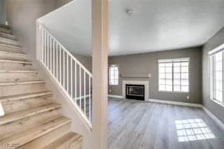 Photo #5: 2691705 Listing