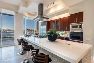 Photo #3: 2691720 Listing 