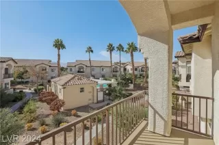 Photo #4: 2691734 Listing