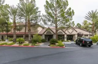 Photo #1: 2691739 Listing