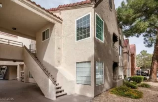 Photo #6: 2691739 Listing