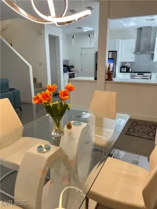 Photo #6: 2691742 Listing 