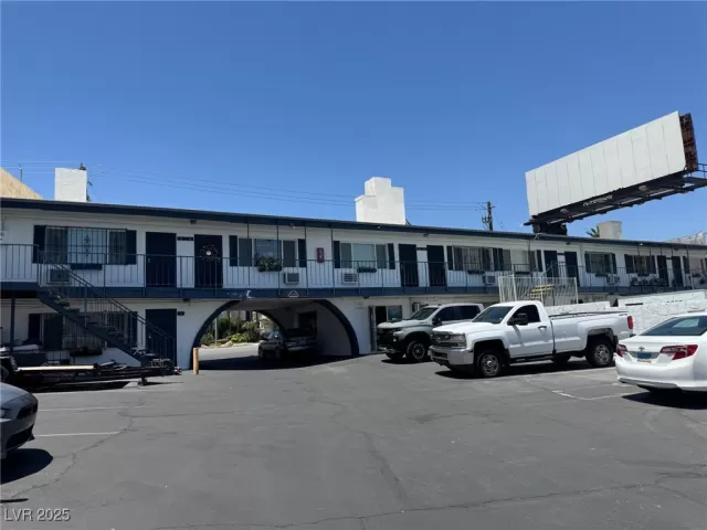 MLS: 2691745 Condo For Sale