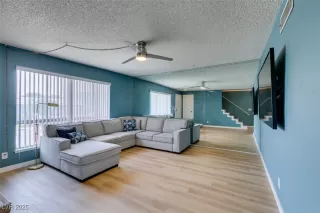 Photo #5: 2691750 Listing