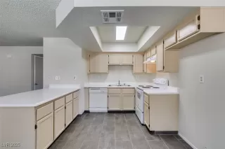 Photo #1: 2691770 Listing