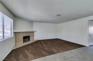 Photo #3: 2691770 Listing