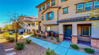 Photo #1: 2691771 Listing 