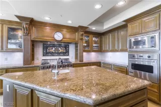 Photo #4: 2691811 Listing 