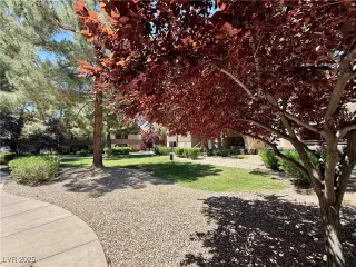 Photo #2: 2691823 Listing 
