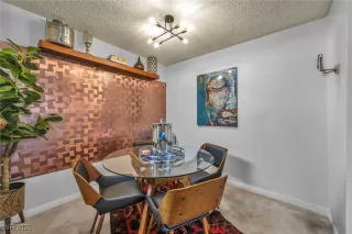 Photo #6: 2691878 Listing