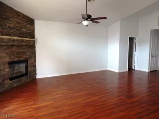 Photo #2: 2691915 Listing 