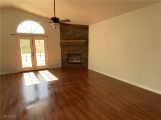 Photo #3: 2691915 Listing 