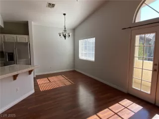 Photo #5: 2691915 Listing 