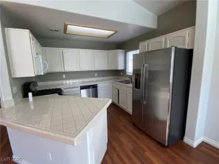 Photo #6: 2691915 Listing 