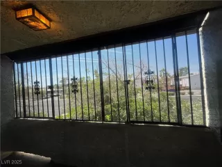 Photo #6: 2691956 Listing 