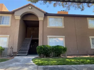 Photo #1: 2691958 Listing