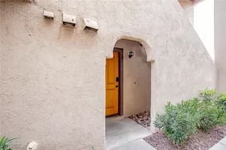 Photo #1: 2691960 Listing 