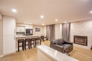 Photo #3: 2691960 Listing 