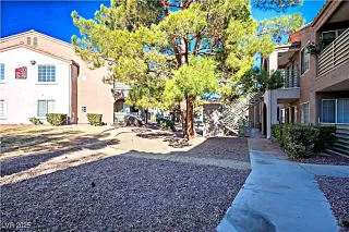 More Details about MLS # 2692040 : 2101 SEALION DRIVE 108