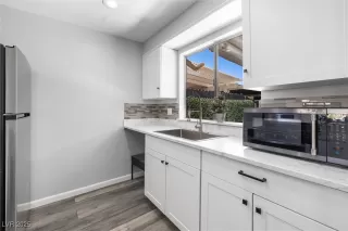 Photo #5: 2692088 Listing