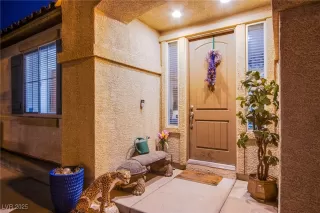 Photo #1: 2692101 Listing 