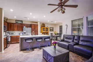 Photo #5: 2692101 Listing 