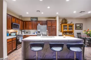 Photo #6: 2692101 Listing 