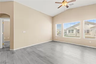 Photo #2: 2692193 Listing 