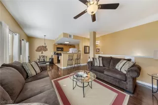 Photo #4: 2692204 Listing