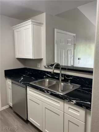 Photo #4: 2692211 Listing 