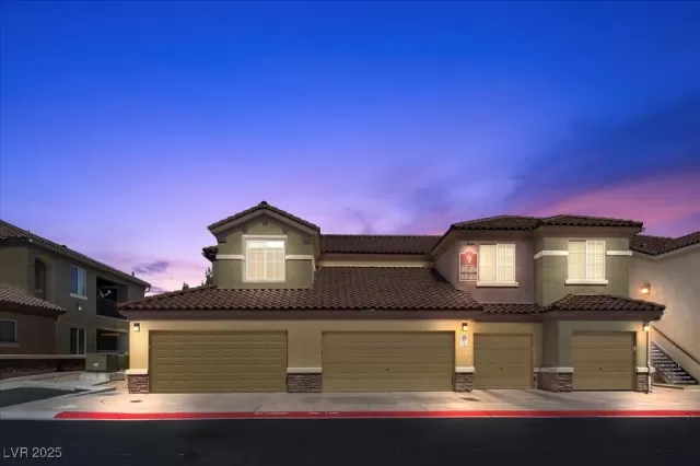 MLS: 2692219 Condo For Sale