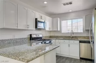 Photo #6: 2692248 Listing 