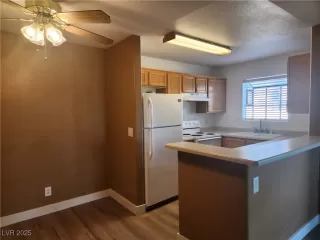 Photo #2: 2692255 Listing