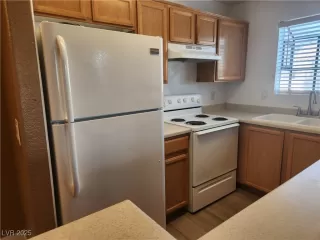 Photo #3: 2692255 Listing