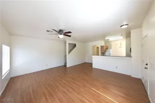 Photo #3: 2692259 Listing