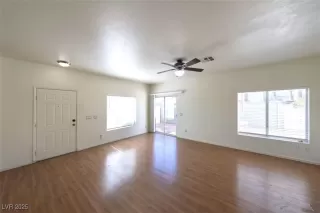 Photo #5: 2692259 Listing