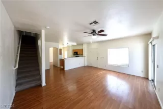 Photo #6: 2692259 Listing