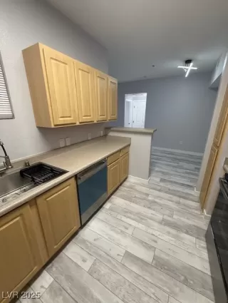 Photo #6: 2692305 Listing