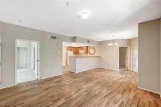 Photo #3: 2692306 Listing 